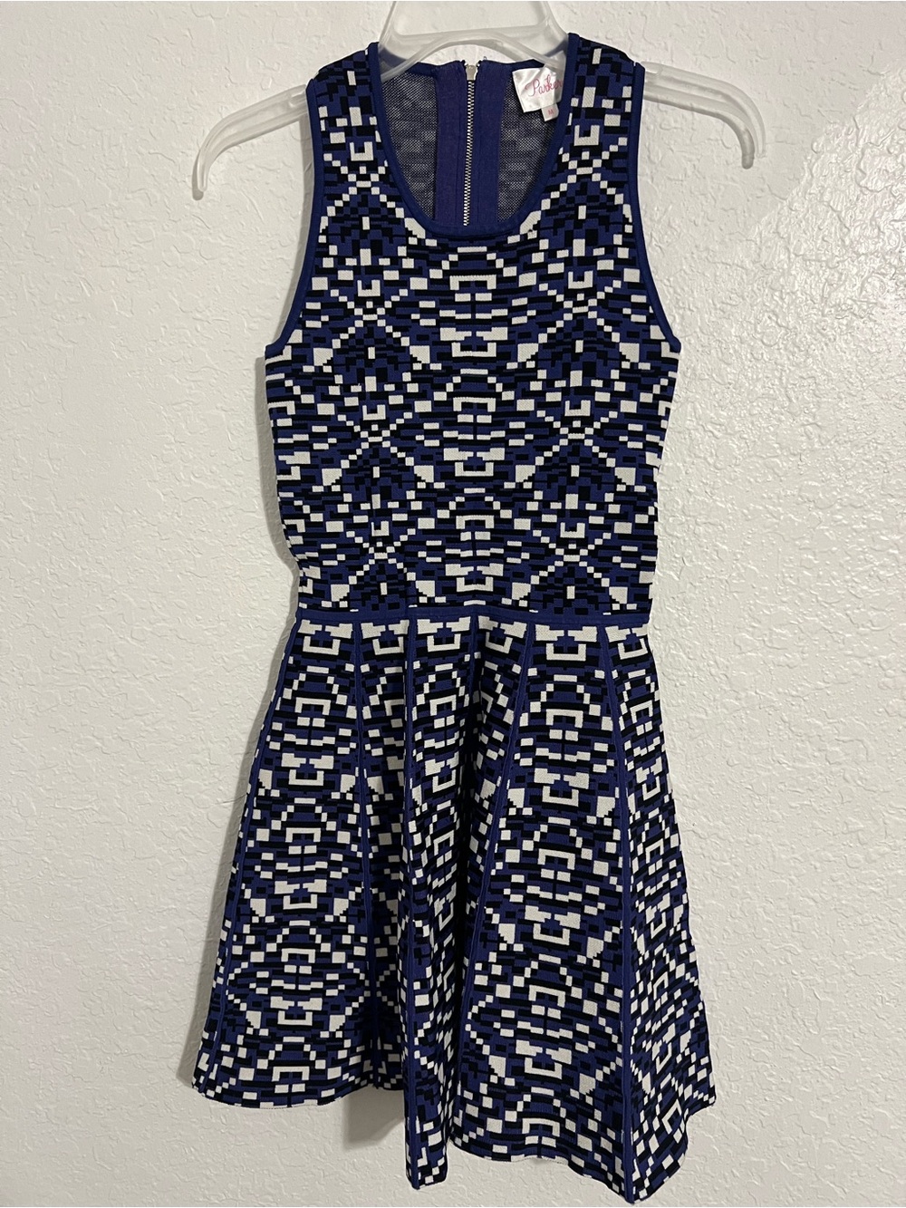 Parker Blue White Knit Dress Size M Fit & Flare Sleeveless Mini A-Line # 192